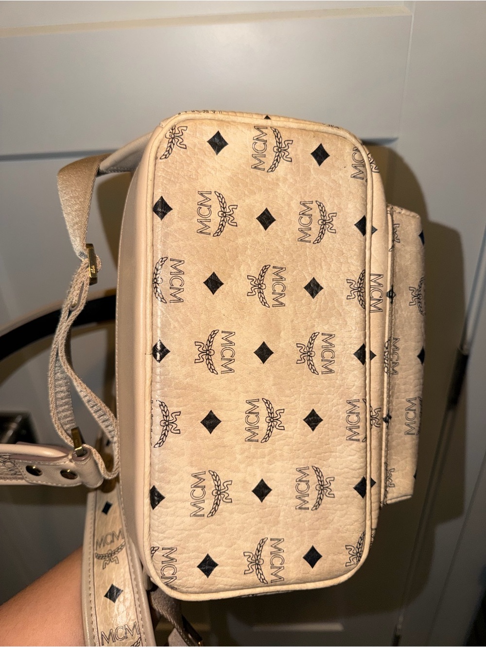 MCM studded visetos backpack - Picture 5 of 8